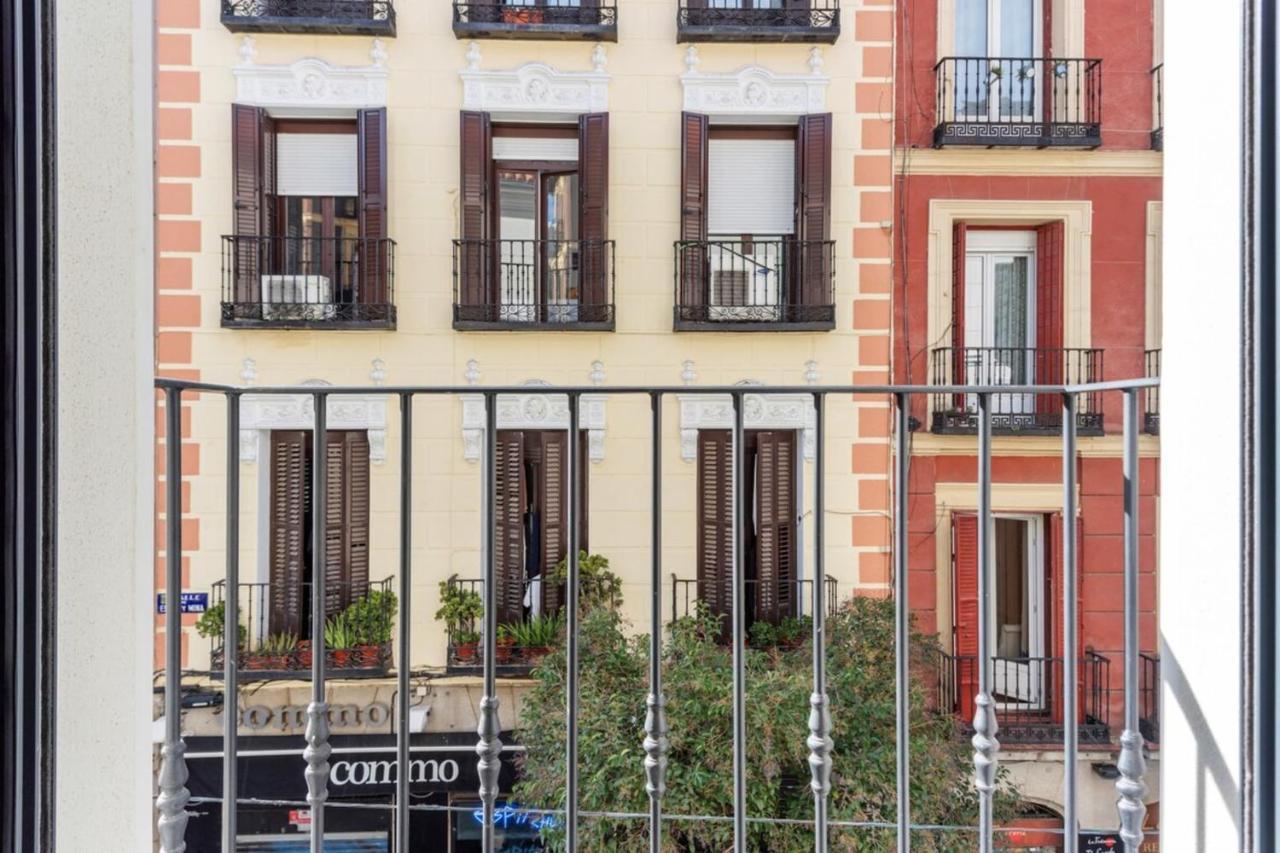 Incredible Design 2 Bedroom Apartment In Centro Madrid Buitenkant foto