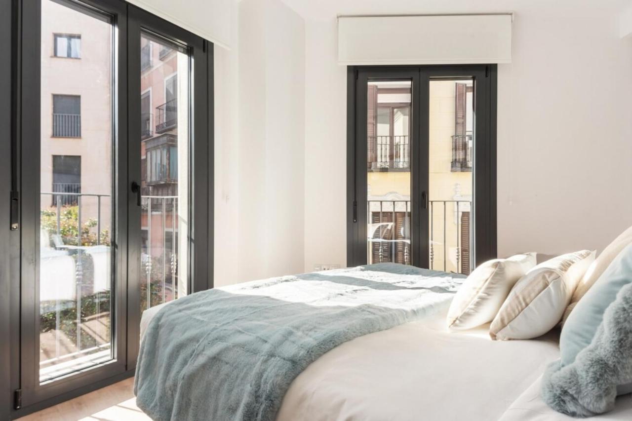 Incredible Design 2 Bedroom Apartment In Centro Madrid Buitenkant foto
