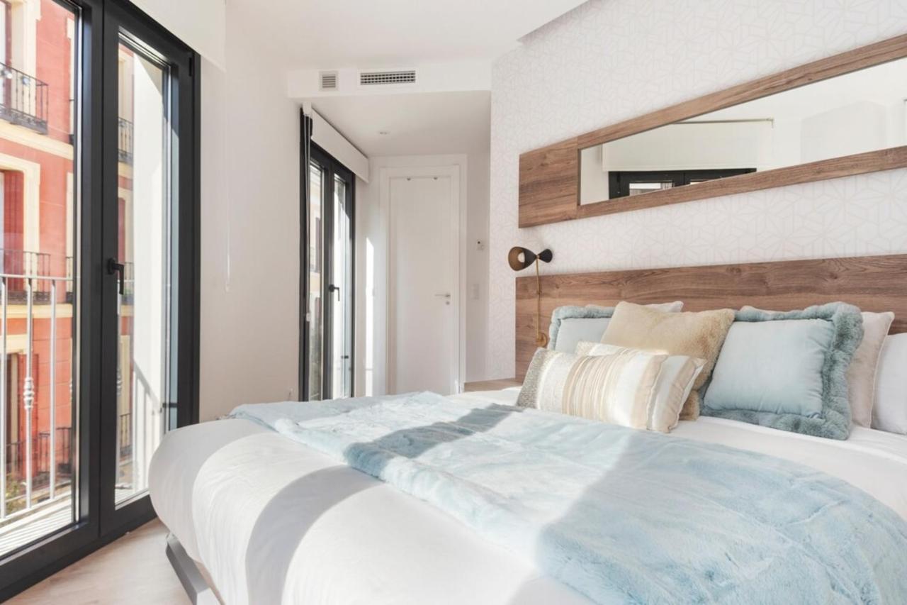 Incredible Design 2 Bedroom Apartment In Centro Madrid Buitenkant foto