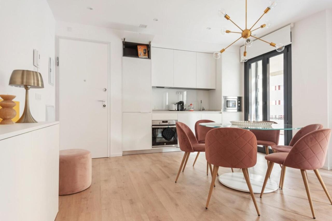 Incredible Design 2 Bedroom Apartment In Centro Madrid Buitenkant foto